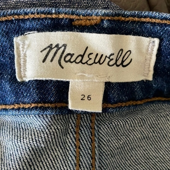 Madewell- Stretch Denim Straight Mini Skirt in Arroyo Wash: Button-Front Edition - Picture 6 of 6